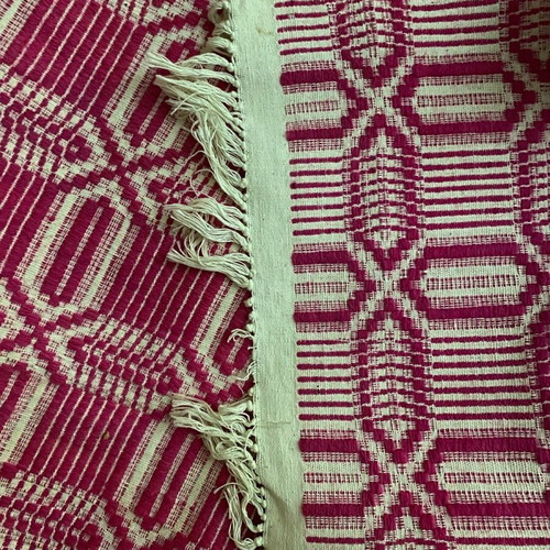Handwoven loom blanket used, fuchsia color, 1.60x2.05