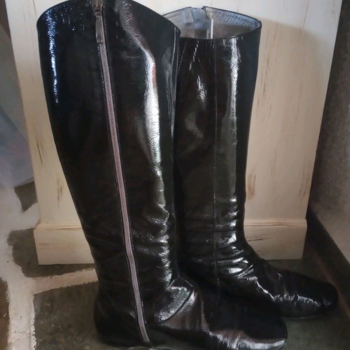 Haralas patent leather boots used size 39 black with silver zipper