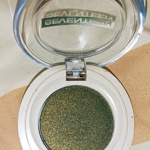 Seventeen Star Sparkle eyeshadow new, olive green