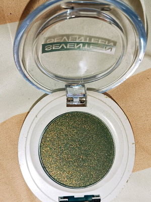 Seventeen Star Sparkle eyeshadow new, olive green