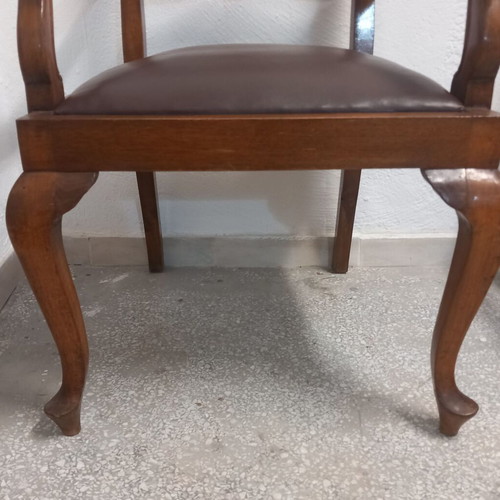 Wooden Queen Anne/Chippendale chair used with leather seat