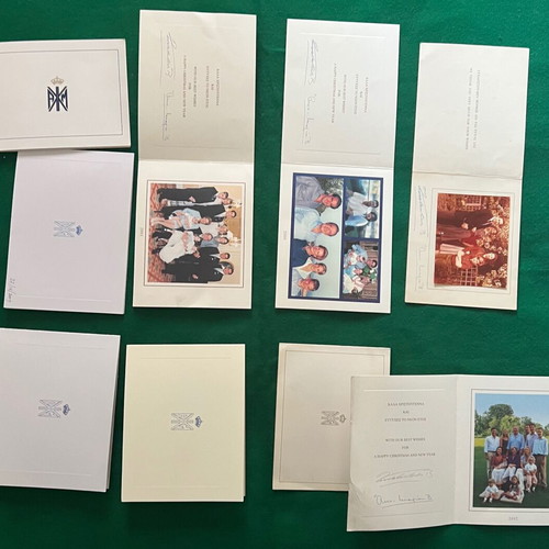 Royal family greeting cards like new, pack of 25-26 pieces
