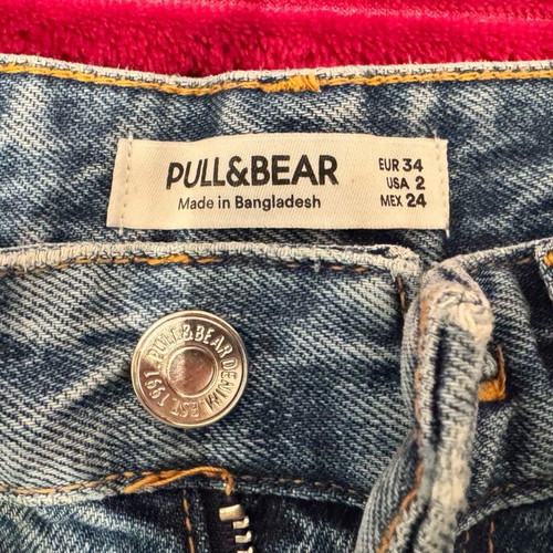 Pull & Bear women's denim jeans size 34 like new