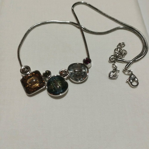 Swarovski necklace new, silver