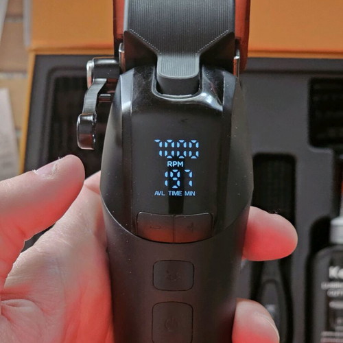 Kemei km-1858 hair clipper like new
