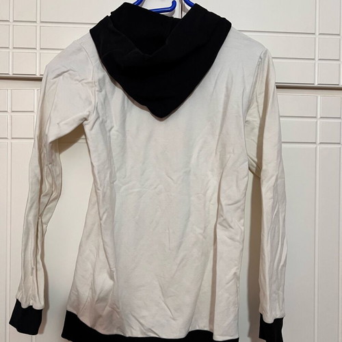Black and white Evita hoodie for girl 12 years like new
