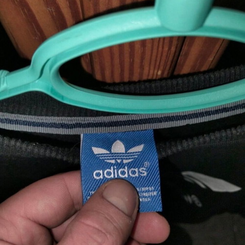 Adidas sweatshirt size Extra Small like new, black