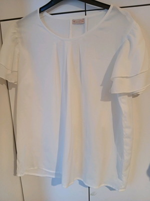 Cream tunic like new