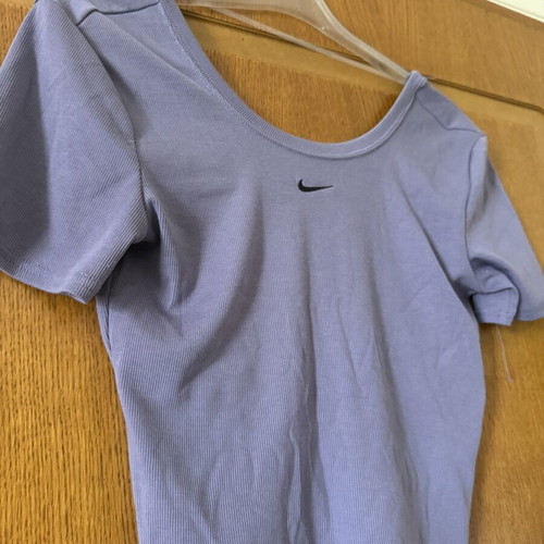Nike sports shirt like new, purple, size S