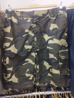Men's camouflage bermuda shorts new, sizes M-3XL, dark green