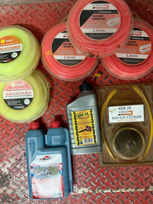 Σετ μεσινεζών, λαδιών και κεφαλής θαμνοκοπτικού σαν καινούργιο