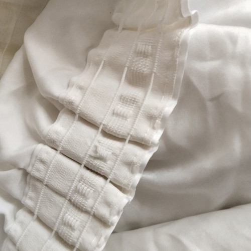 White Lamé Shading Curtain like new, 2.35x2.80 m