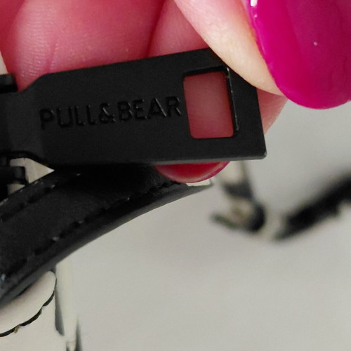 Pull & Bear crossbody bag like new, black