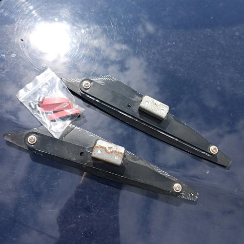 Windscreen wiper part new