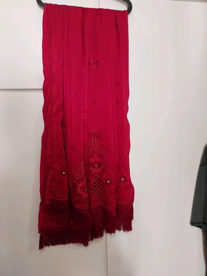 Εσάρπα μεταξωτή κόκκινου χρώματος νέα με κρόσσια και κέντημα