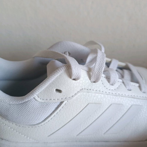 Adidas sneakers size 38 like new, white with box