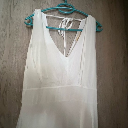 Lynne white dress size 40 like new