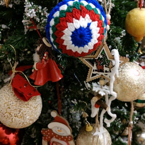 Knitted handmade Christmas balls pack of 6 made to order