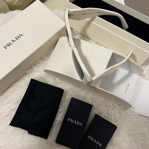 Prada sunglasses white like new