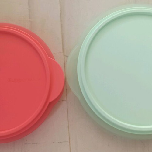 Tupperware Mini Max 700 and 950 ml like new collapsible containers