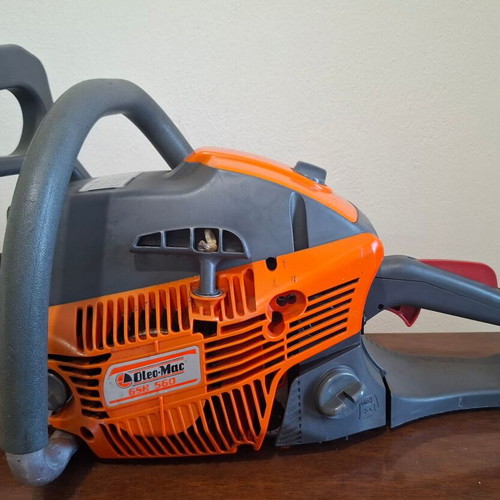 Oleo-Mac GSH 560 Chainsaw like new, 3.5 HP, 50cm bar