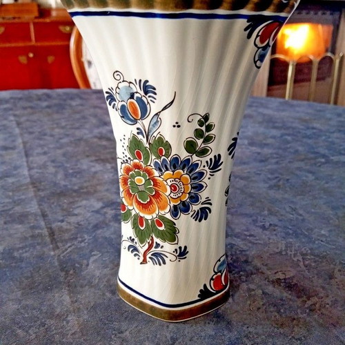 Delft Vase 1960