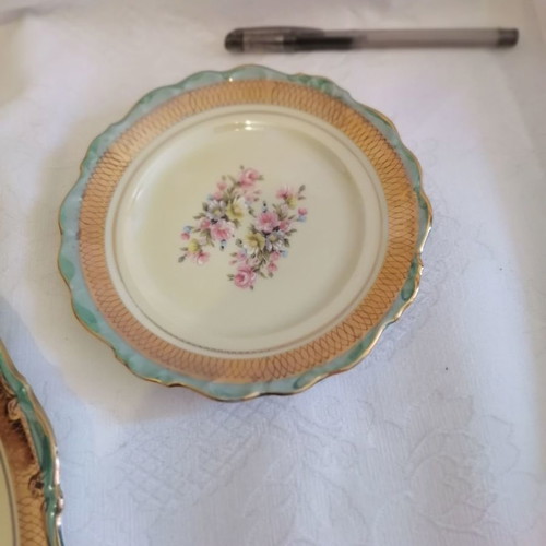 Bavarian porcelain dish set like new, 5 pieces with floral design