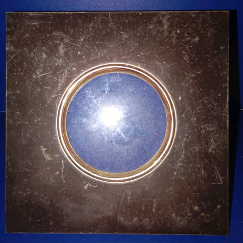 Silver frame used with signs of wear and small scratches