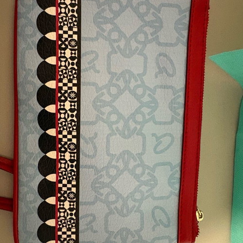 Axel Sgraffito envelope bag like new