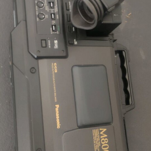 Panasonic M8000 videocamera like new