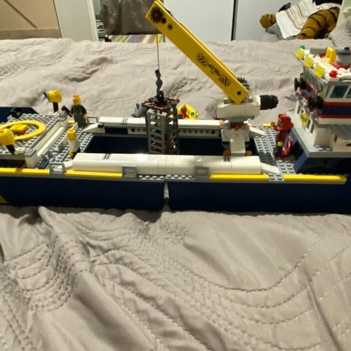 Ocean Exploration Ship Lego like new