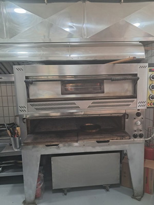 Επαγγελματικός φούρνος πίτσας αερίου μεταχειρισμένος, χωρητικότητα 17 πίτσες 26 εκ.