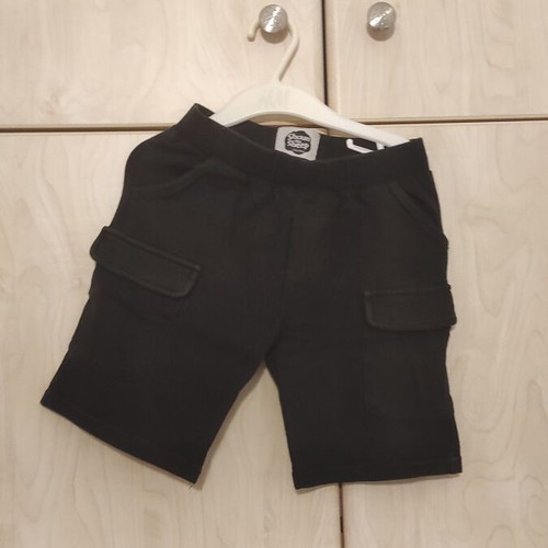 Shorts for 4-year-old boy like new, black