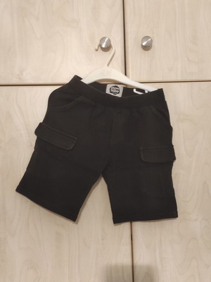 Shorts for 4-year-old boy like new, black