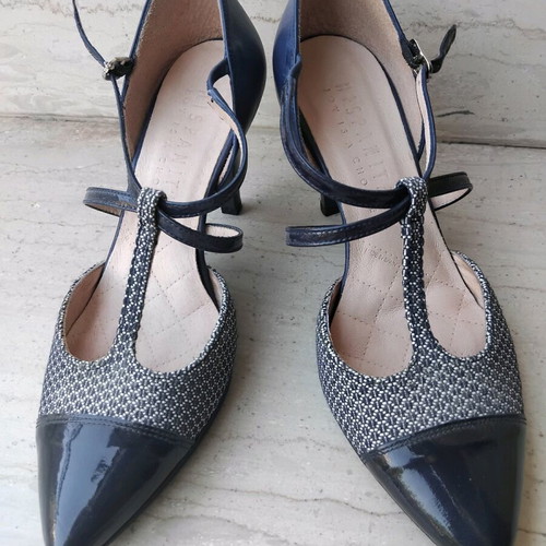 Hispanitas T-strap shoes like new, blue, size 39