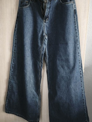 Sac & Co wide leg jeans new, size large, blue