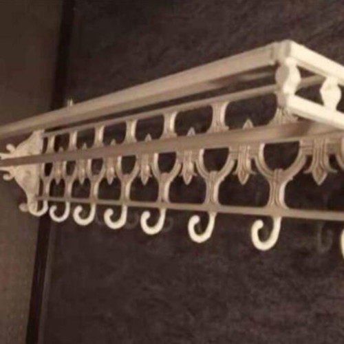 Metal coat rack like new, vintage style with 8 hooks