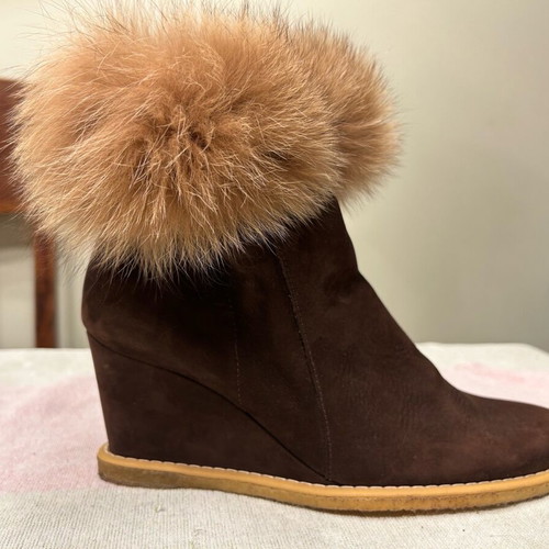 Arche suede ankle boots with fox fur trim new, size 39 brown