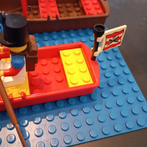 Lego Pirates 6279 set like new, complete without instructions or box