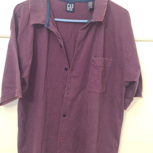 Gap shirt used, size XL