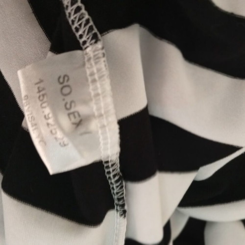 Elastic dress black and white like new, one size