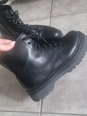 Corina boots used with zipper, size 41, black
