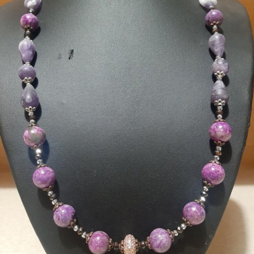 Necklace with purple jasper and matte amethysts new