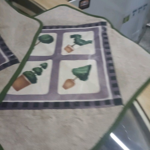 Set of kitchen pillowcases and cushions like new