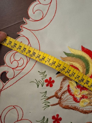 Easter tablecloth new with chicken design