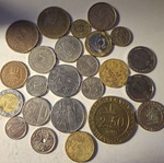 Lot of 26 used coins from 13 countries
