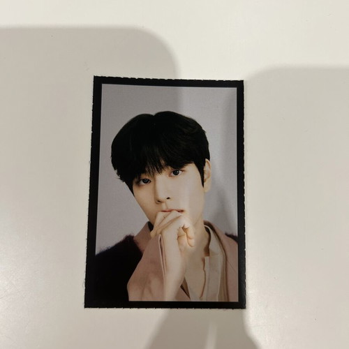 Stray Kids Seungmin original photocard, Japanese magazine Smart October 2022