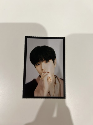 Stray Kids Seungmin original photocard, Japanese magazine Smart October 2022