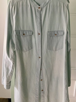 Long denim shirt like new, size L, blue