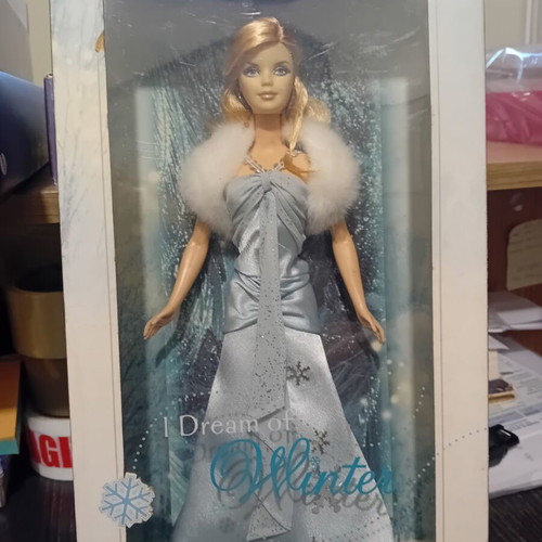 Barbie A Dream Of Winter new in box